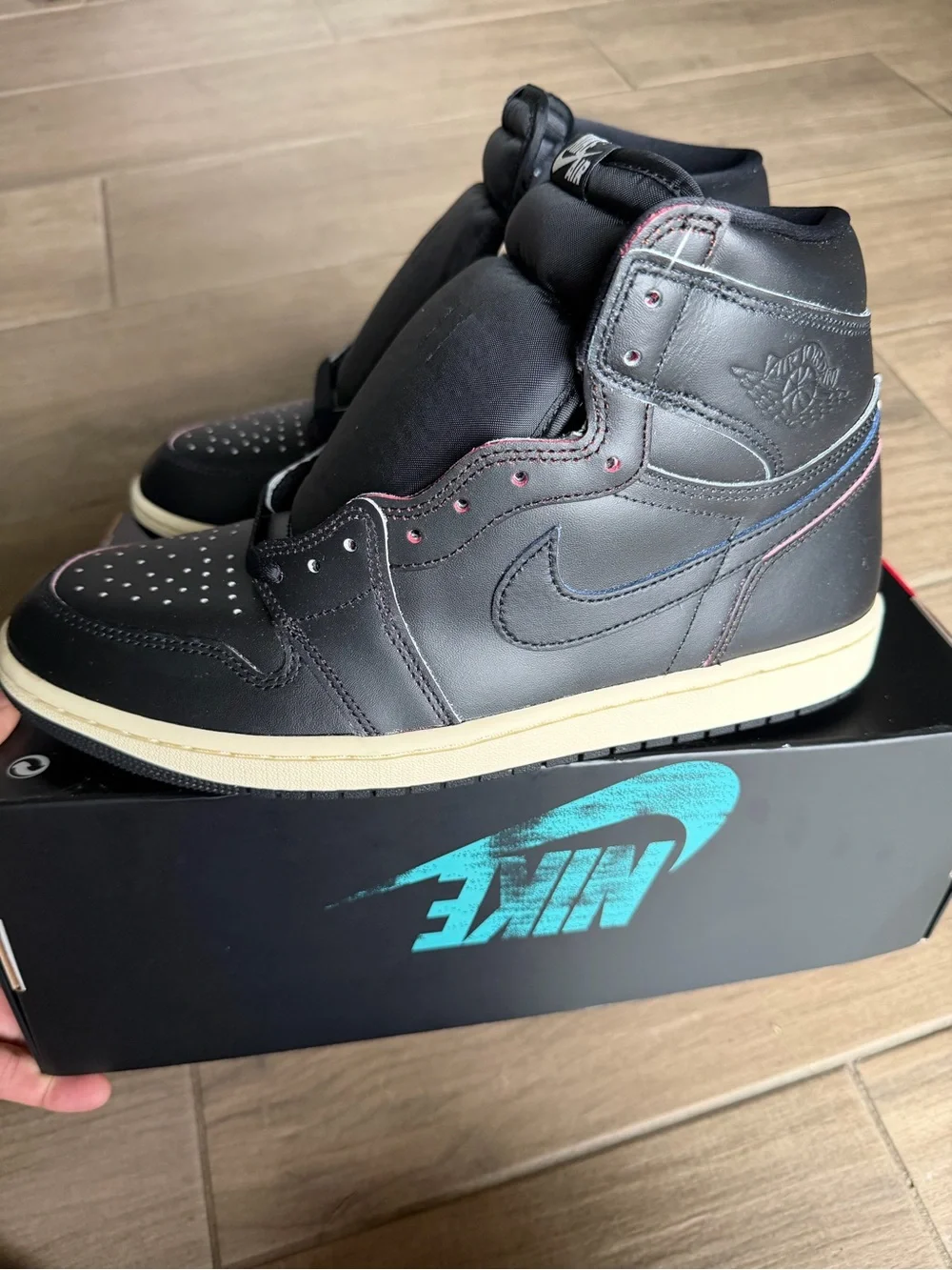 Air Jordan 1 Retro High OG ( box without lid )